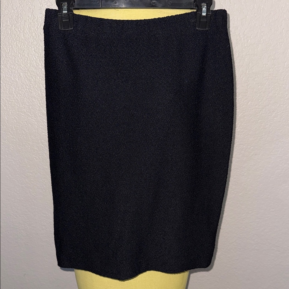 St. John Black Pull On Knit Skirt - size 4